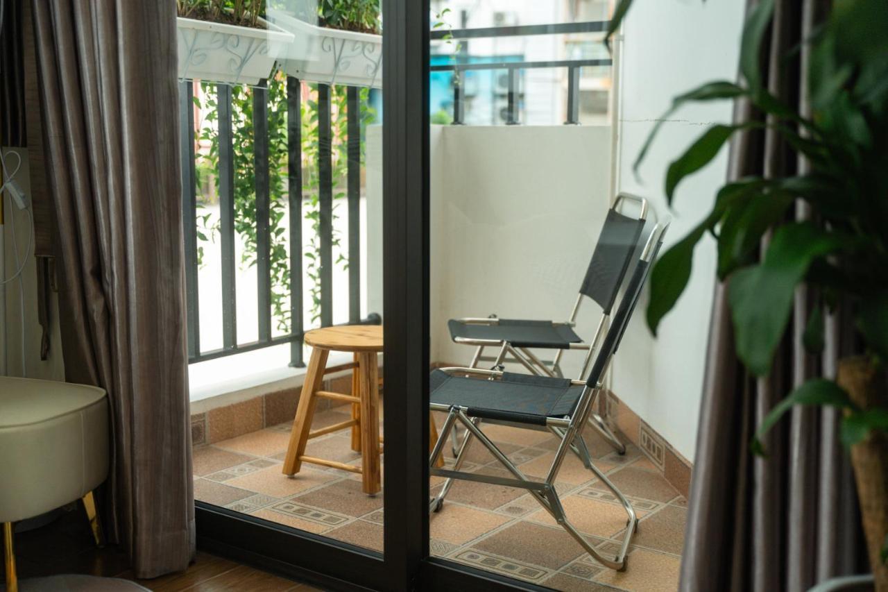 T98 Westlake Trich Sai - Tay Ho Center Lake View Studio Hanoï Extérieur photo