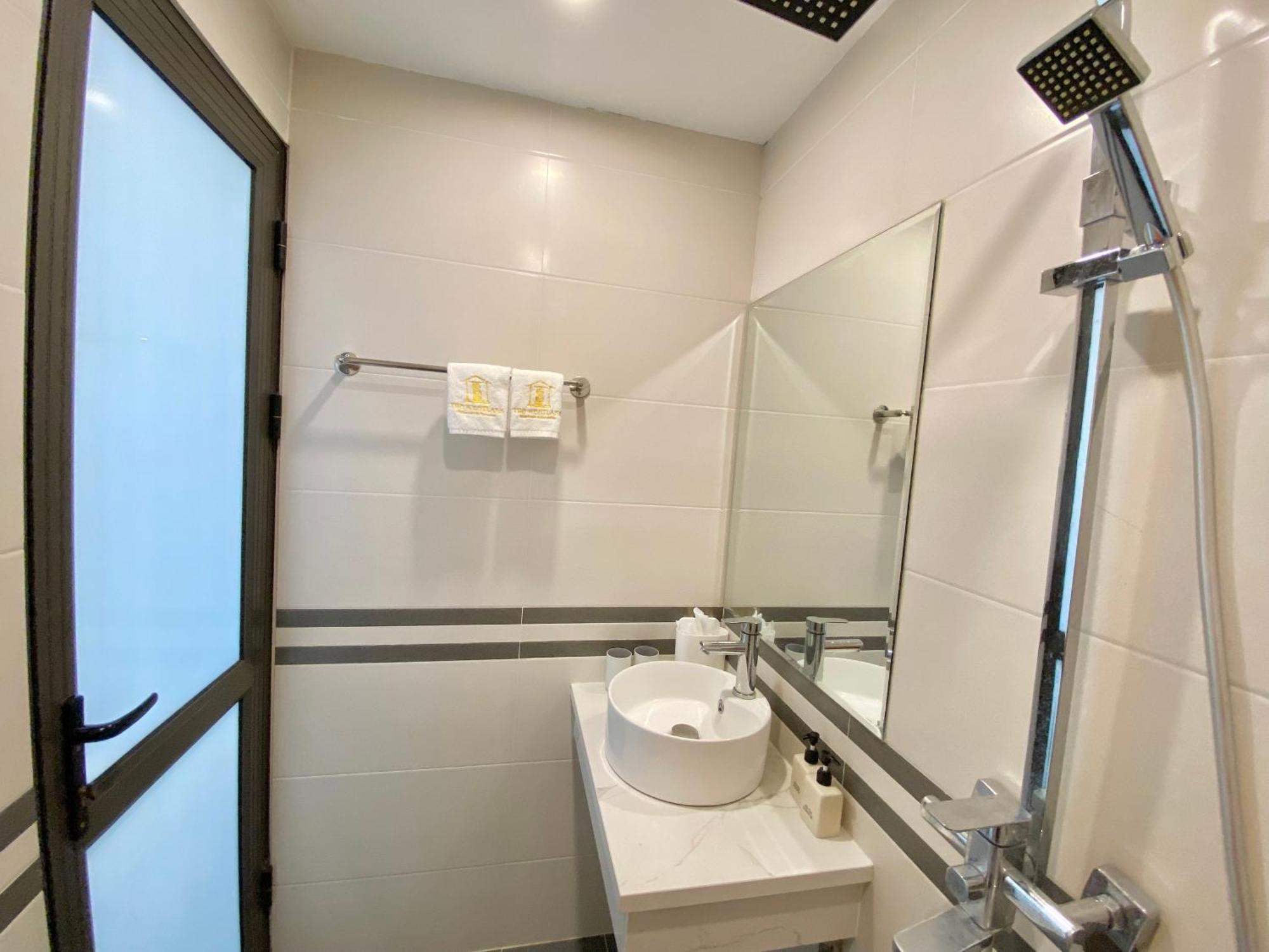 T98 Westlake Trich Sai - Tay Ho Center Lake View Studio Hanoï Extérieur photo
